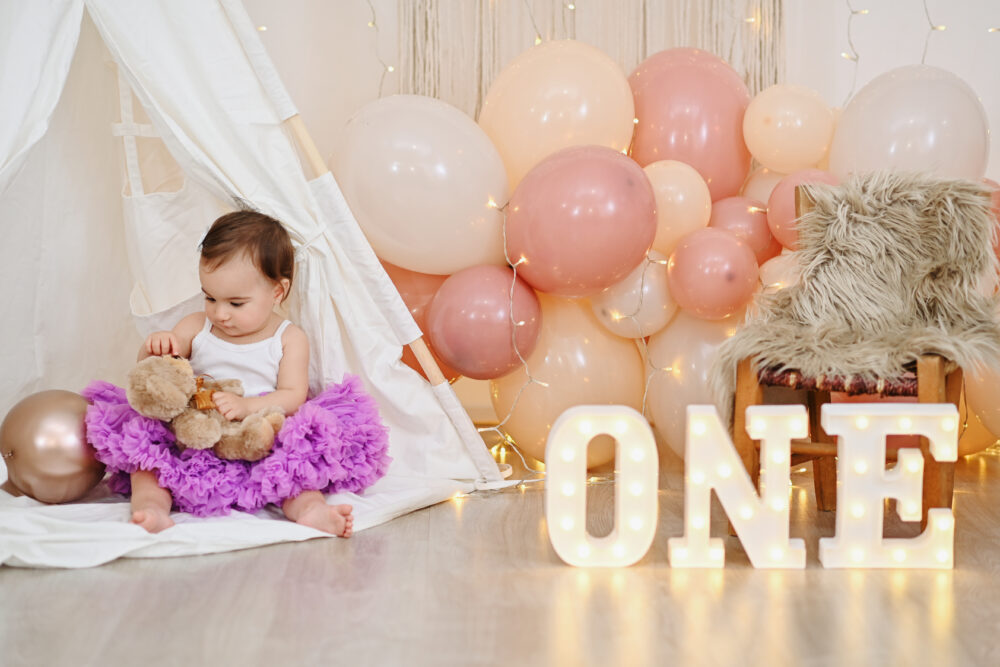 itratto bimba primo compleanno servizio fotografico in studio Puglia