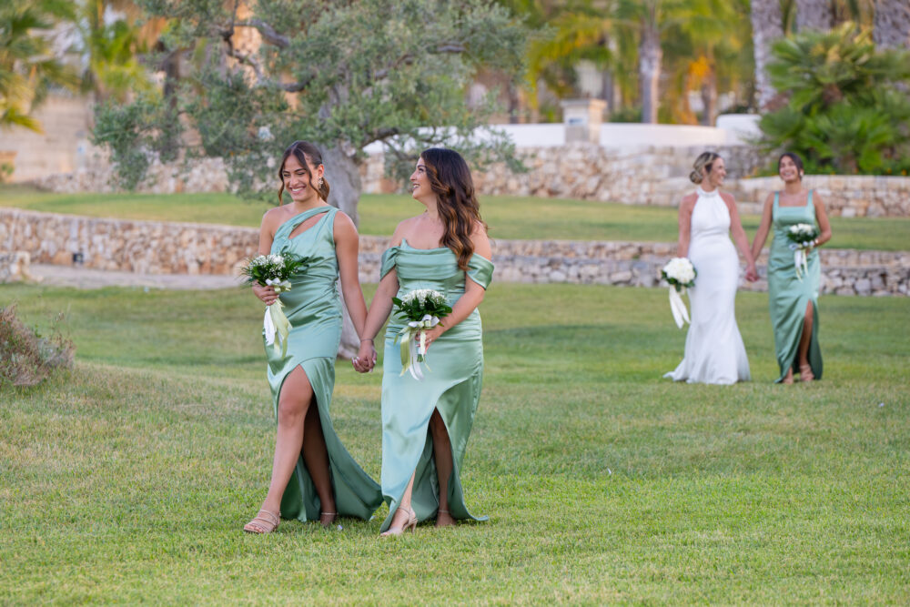 Damigelle d onore con abito verde pastello fotografo matrimonio Brindisi