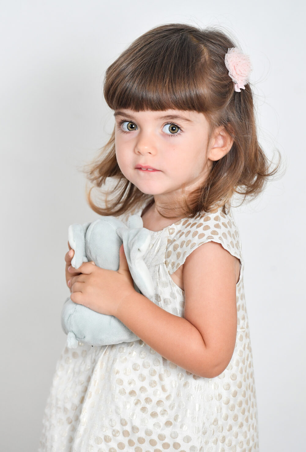 Sessione fotografica bambini stile ritratto invernale e intimista