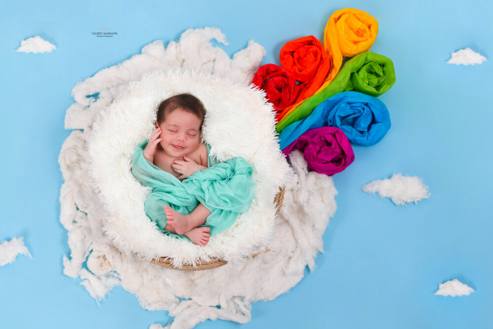Set fotografico neonati con colori arcobaleno fotografo Brindisi